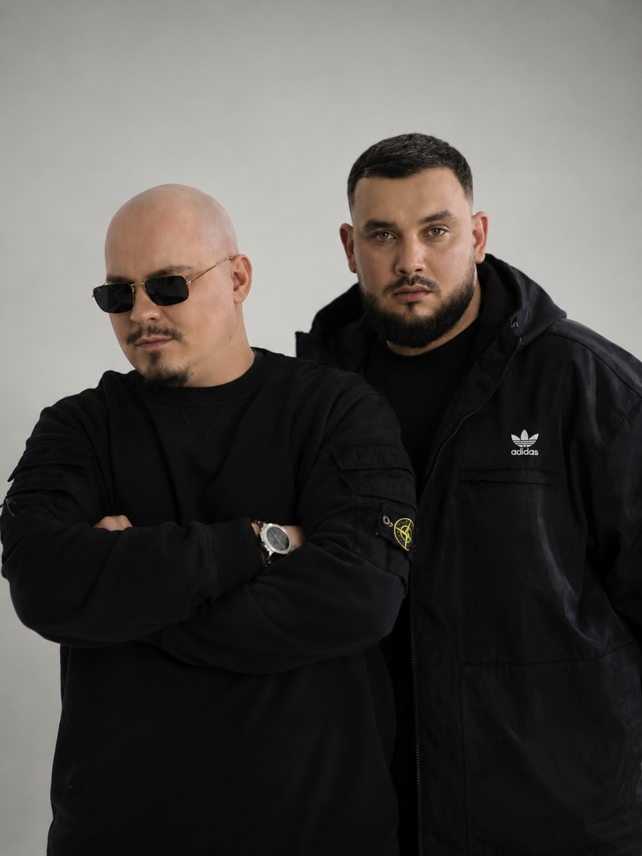 Замовити CHICO & QATOSHI на корпоратив чи свято | Oscar Art Group
